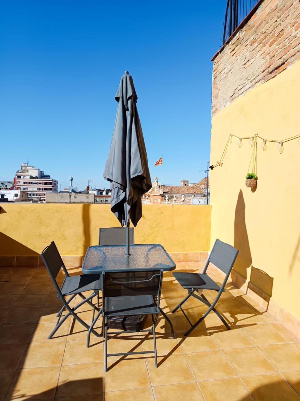 La Curiosa Del Casc Antic Tarragona Exterior foto